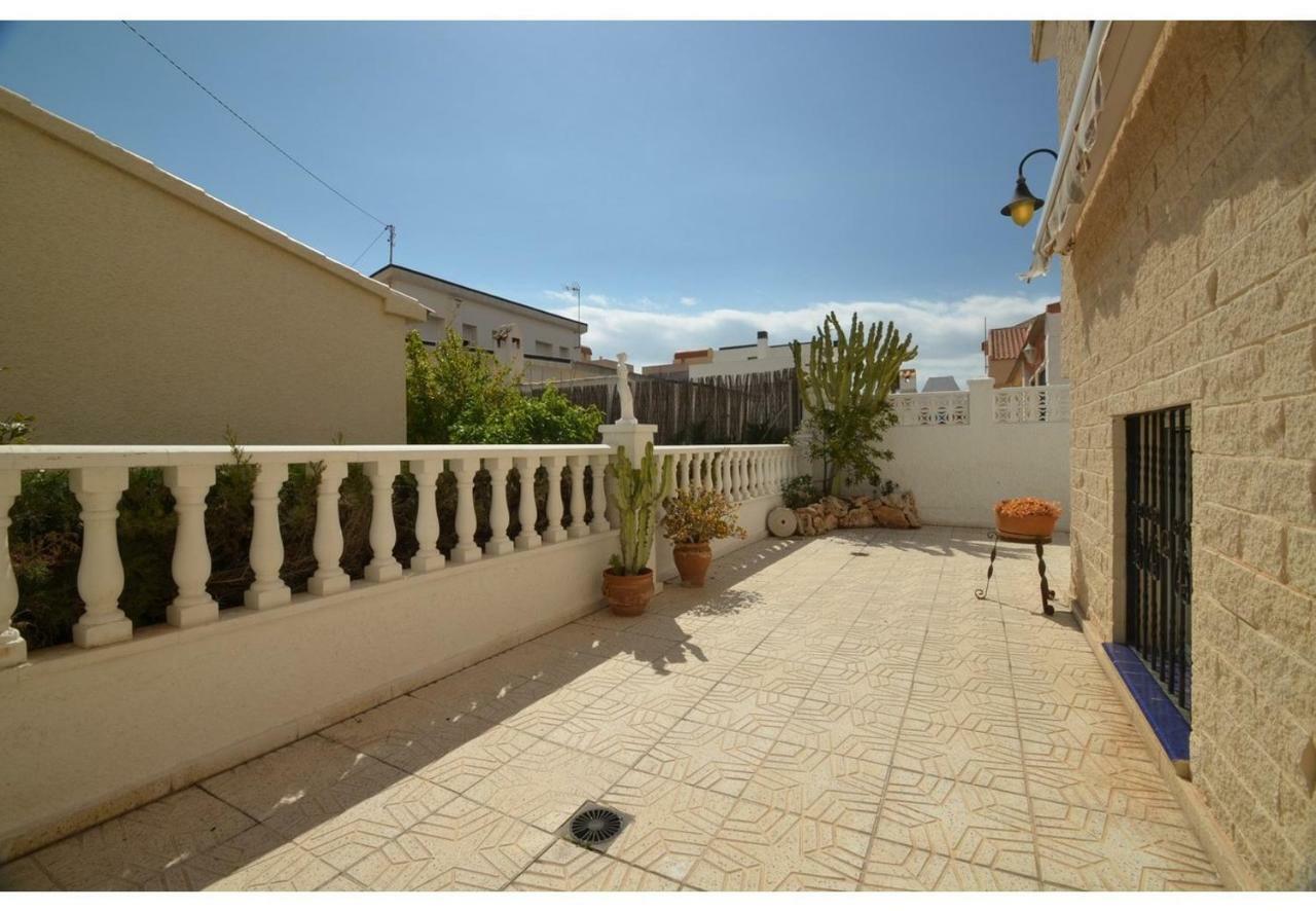 30 Beach House - Bbq & Terrace La Mata  Exterior photo