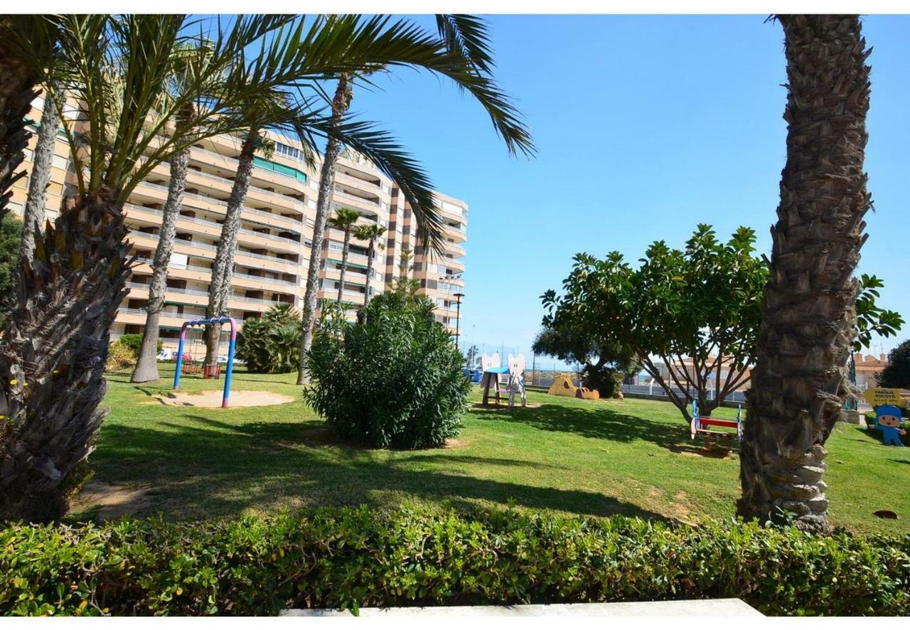30 Beach House - Bbq & Terrace La Mata  Exterior photo